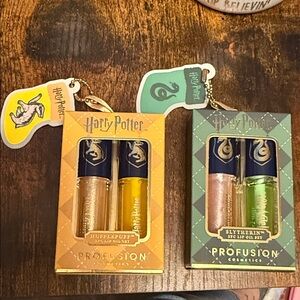 🎉🎉SALE🎉🎉 Harry Potter Lip Oil Set - Hufflepuff & Slytherin. Price is for 1 pack!